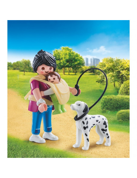 Maman avec bebe chien