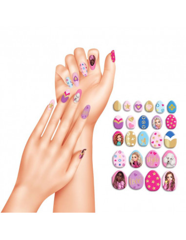 Topmodel ongles artificiels bling bling