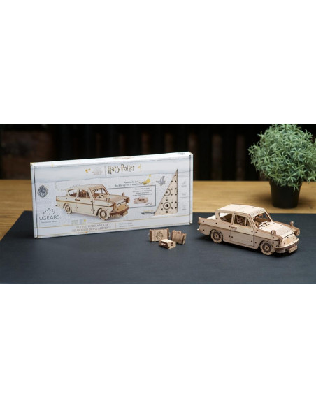 UGEARS Flying Ford Anglia - Maquette Harry Potter