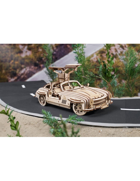 UGEARS Winged Sports Coupe - Maquette voiture sport en bois