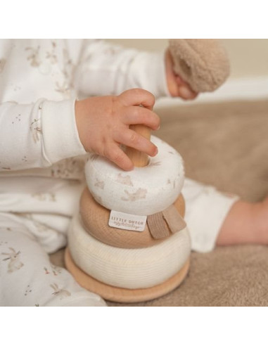 Lapin à empiler Baby Bunny : doudou et jeu éducatif