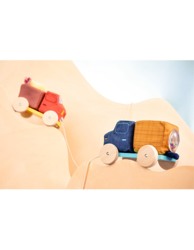 Camion Toupie à tirer - Lilliputiens