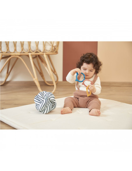 Balle d'éveil sensoriel pour bébé - Kaloo