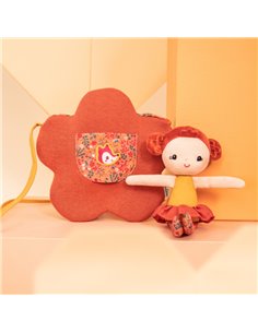  POUPEE SUR SAC FLEUR 2