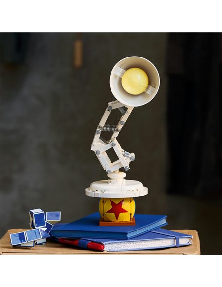 LEGO Disney Pixar Luxo Jr. 21357