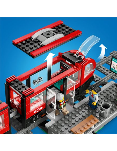 LEGO City Le tramway et la station 60423