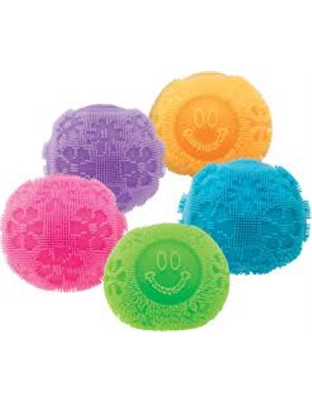 Fuzz ball flower power needoh