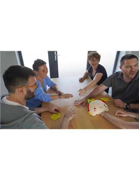 TACO PLUSH BOUC CHEESE PIZZA