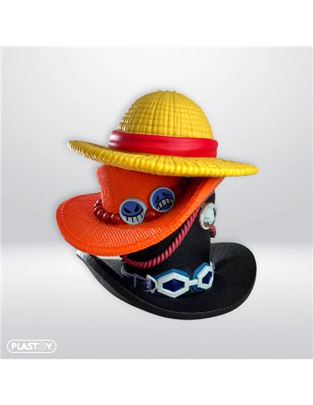 PLASTOY TIRELIRE - PILE DE CHAPEAUX