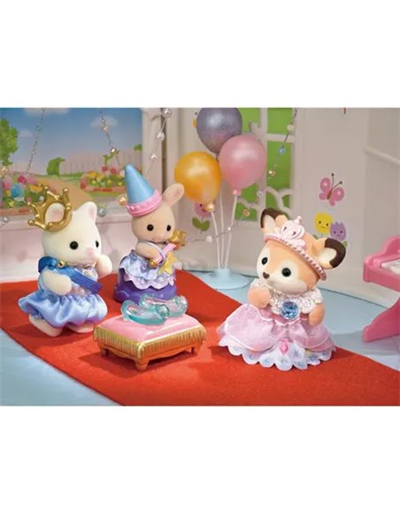 SYLVANIAN FAMILIES - LE THEATRE DE LA CRECHE -SYLVANIAN TOUT POUR BEBE