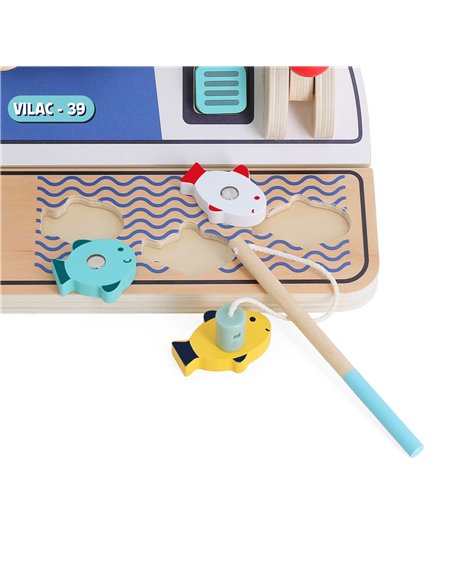 Mon premier bateau – Tableau d’activités en bois - Vilac