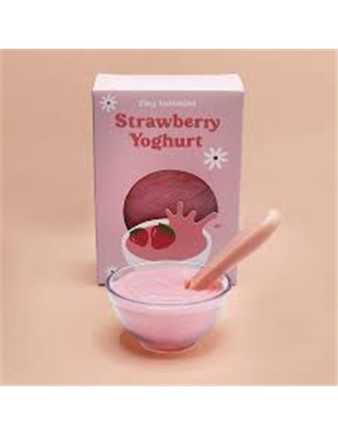 Tiny Harlow - Bol yaourt Fraise