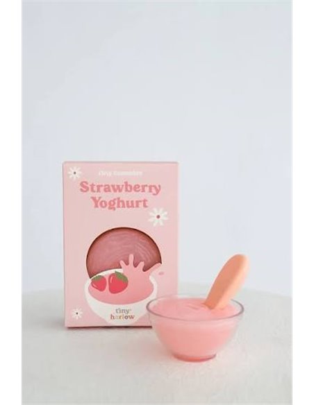 Tiny Harlow - Bol yaourt Fraise